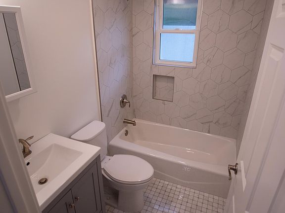 3rd image of 3007 W Valley Heart Dr