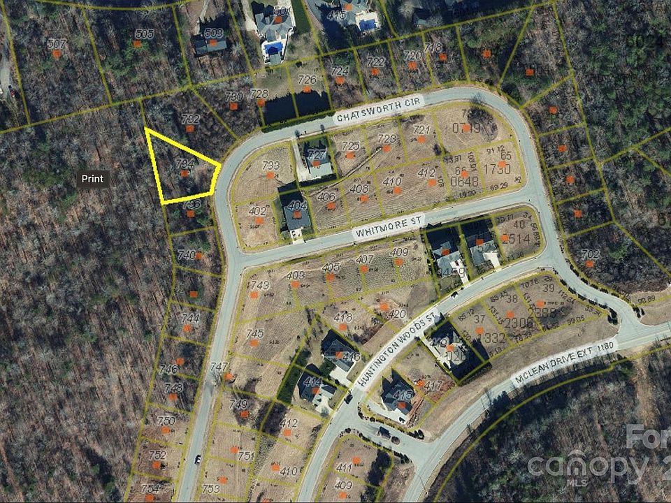 1st image of 734 Chatsworth Cir SE #16