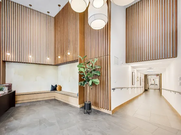 6803 Cameron Dr NW #516, Washington, DC 20012