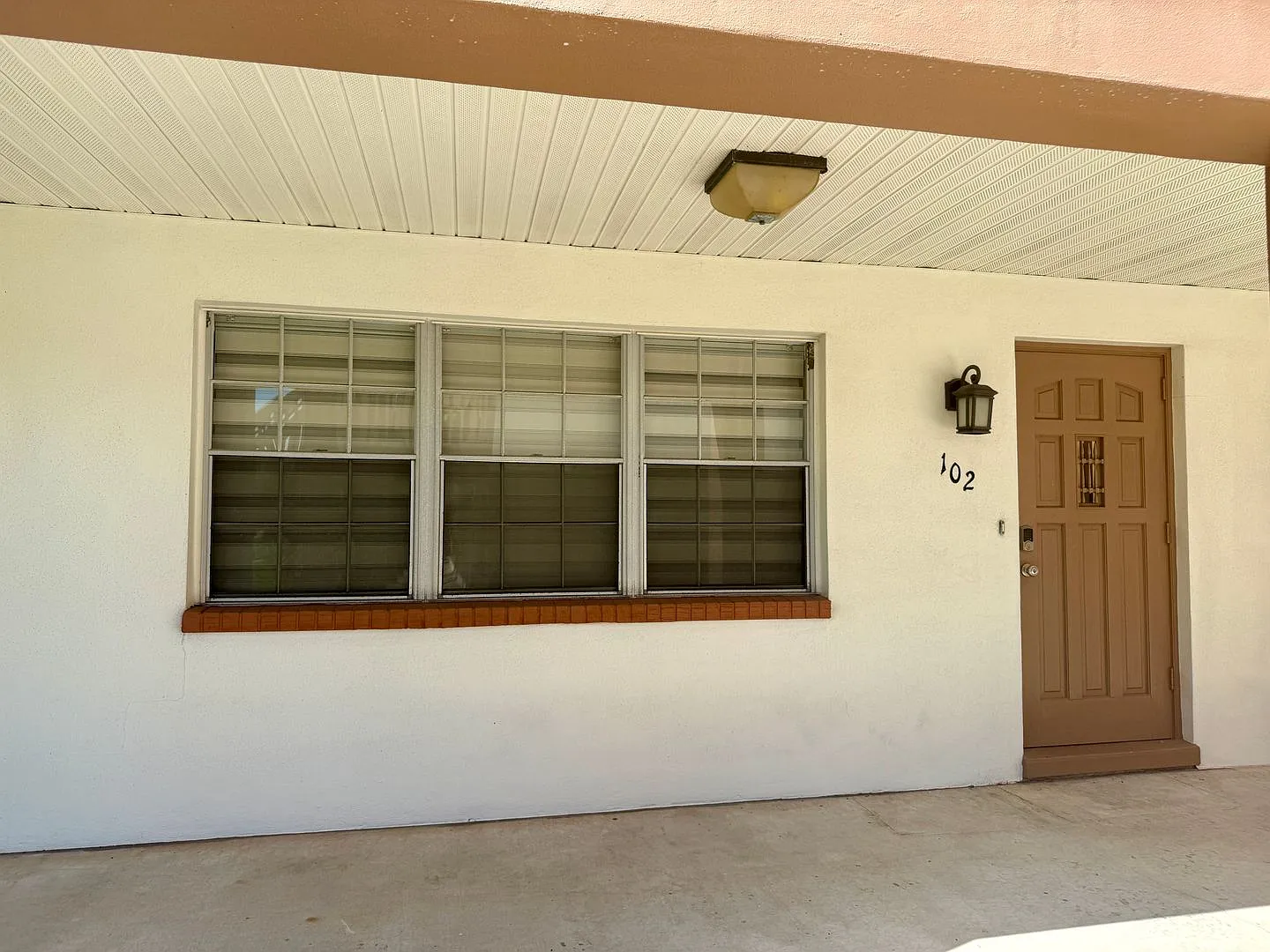 650 Pinellas Point Dr S — Photo 3