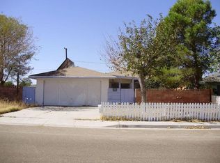 925 Mayo St, Ridgecrest, CA 93555