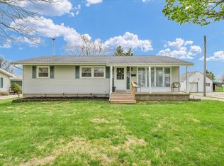 309 Dale Ave, Rossville, IL 60963