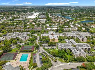 8420 SW 133rd Avenue Rd APT 412, Miami, FL 33183