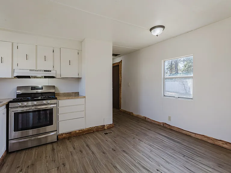 118 Homestead Dr — Photo 4