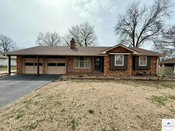 1006 E Green St, Clinton, MO 64735