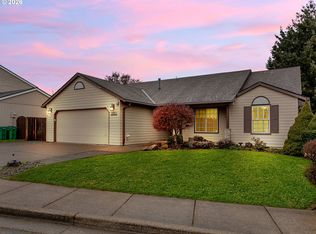 33955 Seven Oaks Dr, Scappoose, OR 97056