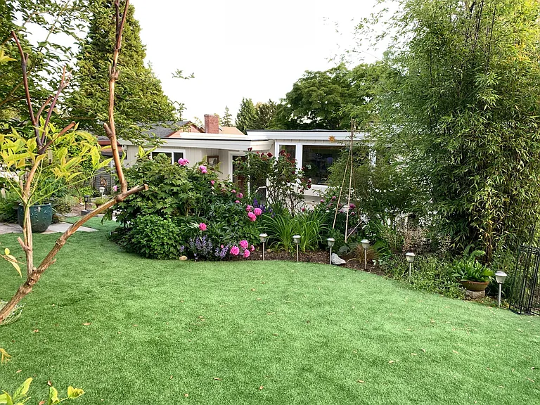 4528 Purdue Ave NE #1 — Photo 10