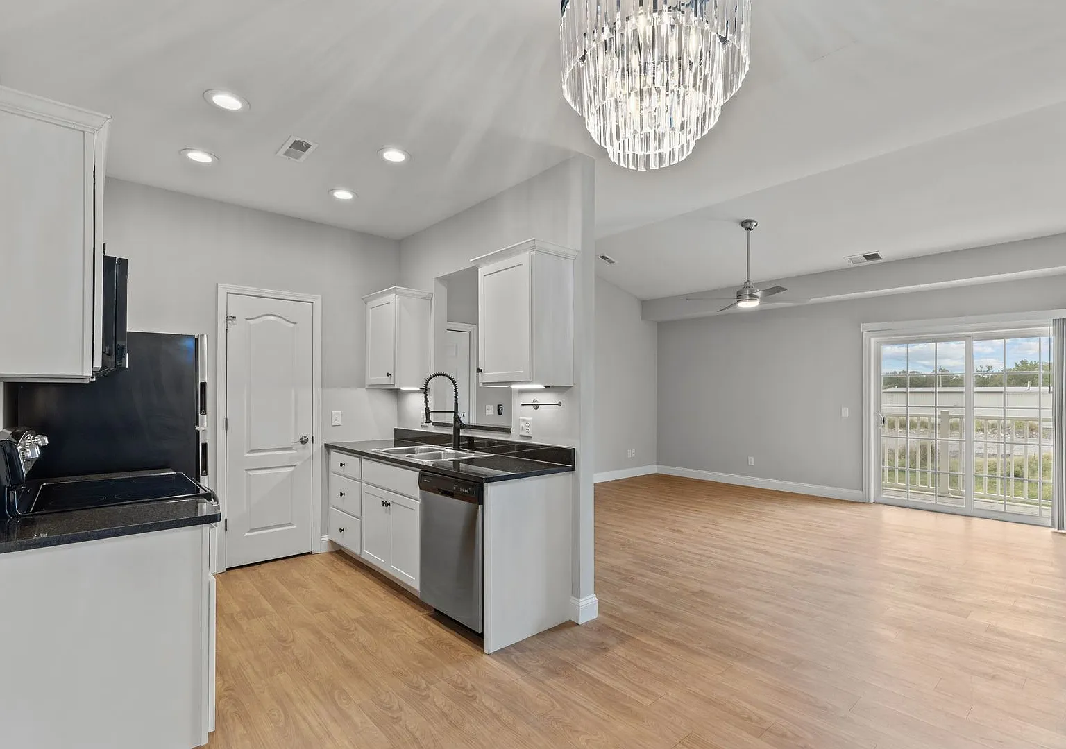 Anic Estates — Photo 1