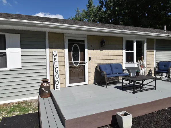 75 3rd Ave SW, Etna, OH 43062