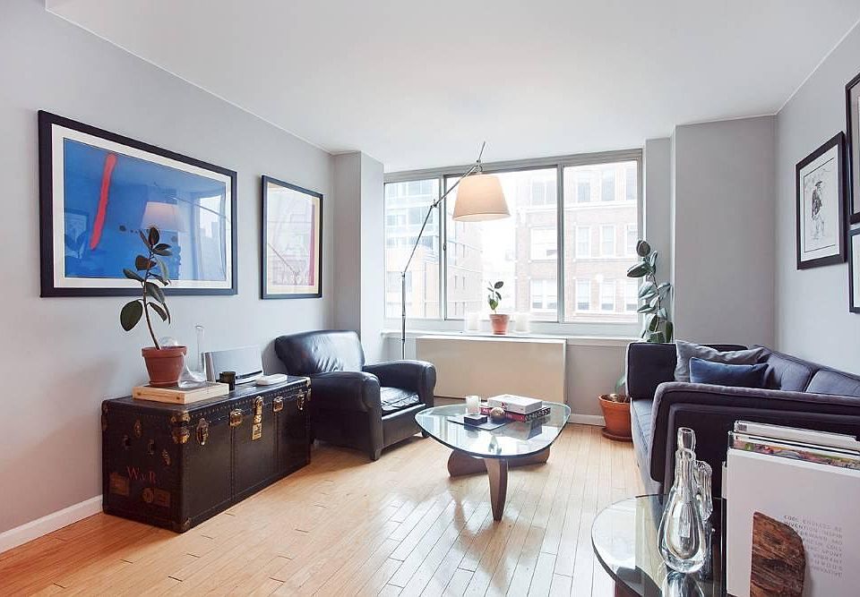 1st image of 520 W 23rd St APT 10D
