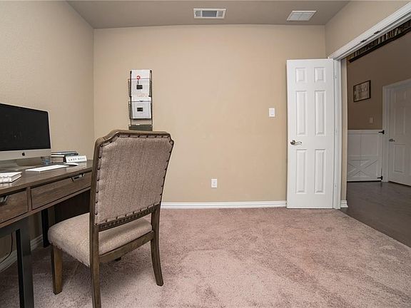 5th image of 9317 Tunilla Ct