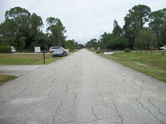 5th image of 120 Jefferson Ave