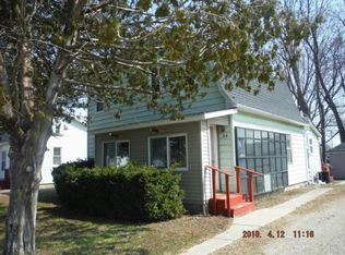 54 N Fulton St, Sandusky, MI 48471