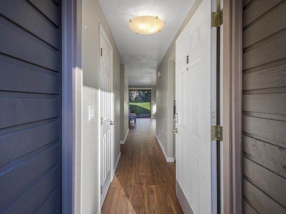 2nd image of 10010 NE 122nd St #Qb