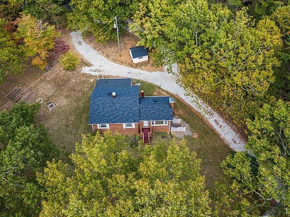 2nd image of 7621 Richmond Hwy
