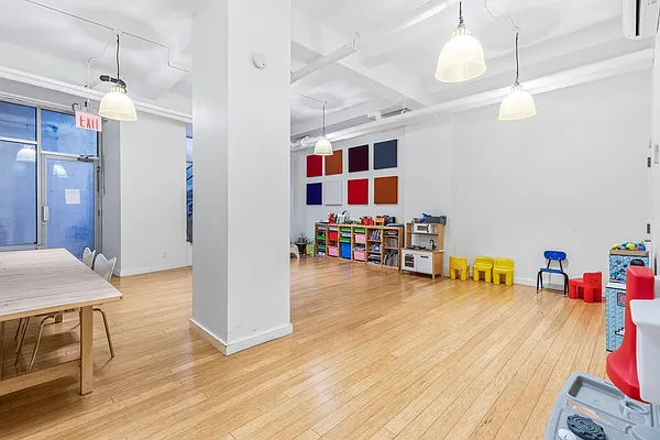 Sold by Compass | media 14