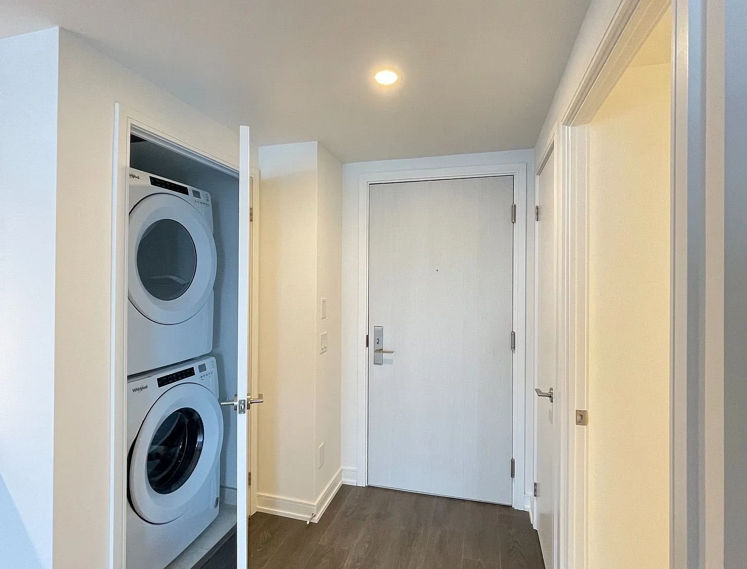 2 bed, $2,350 — Photo 3