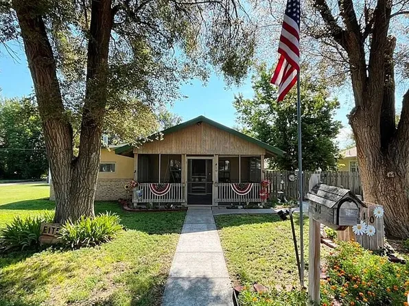 410 N College St, Scott City, KS 67871