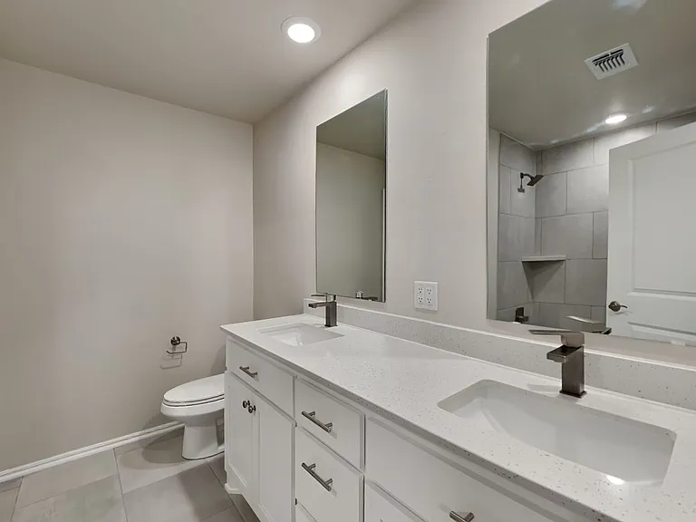9109 NW 127th Ter — Photo 12