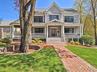36 Muzzey St, Lexington, MA 02421