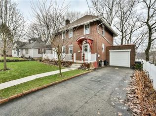 237 Argonne Dr, New Kensington, PA
