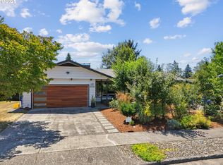 10926 NE Flanders St, Portland, OR 97220