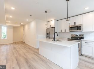 2120 W Master St FLOOR 3, Philadelphia, PA 19121