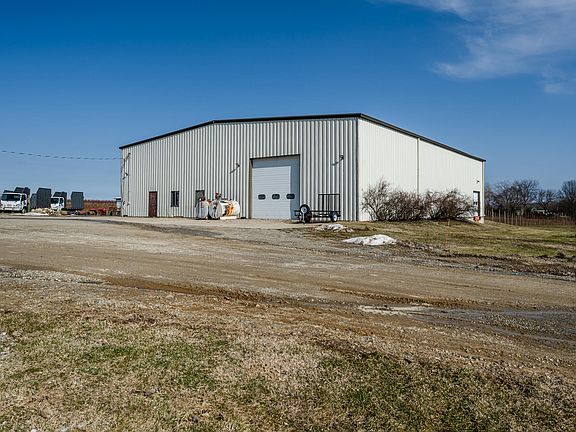 5th image of 2993 E Lemon Creek Rd