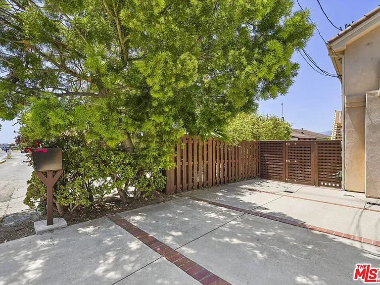 29355 Heathercliff Rd #GUESTHOUSE — Photo 21