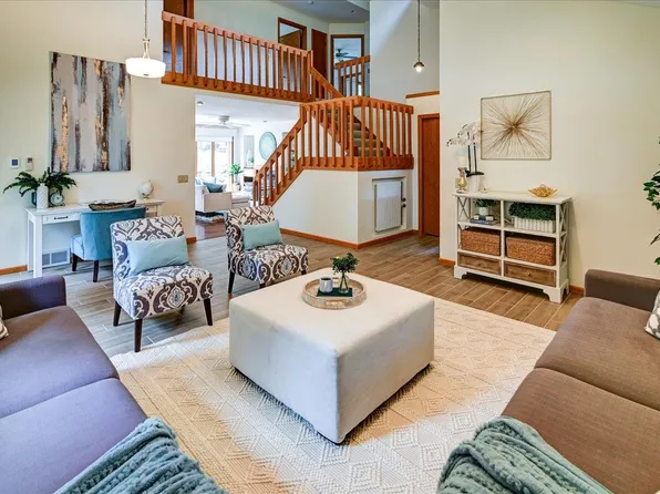5201 Flad Ave, Madison, WI 53711