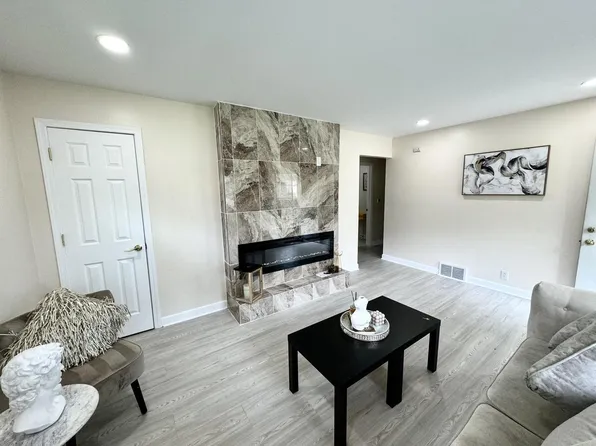 8647 West Douglas AVENUE, Milwaukee, WI 53225