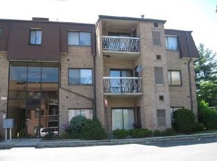 612 Kennedy Dr #612, Spring Valley, NY 10977