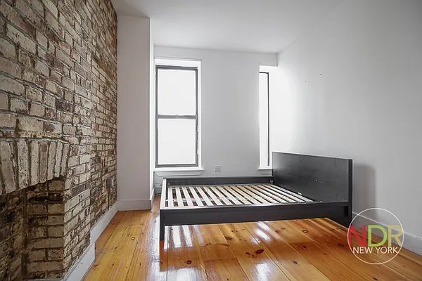 Rented by Next Door Realty NYC | media 21