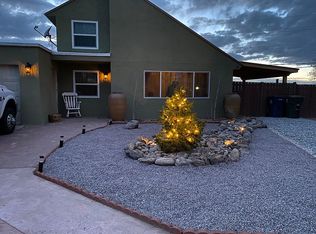 1074 Village Way, Santa Fe, NM 87507