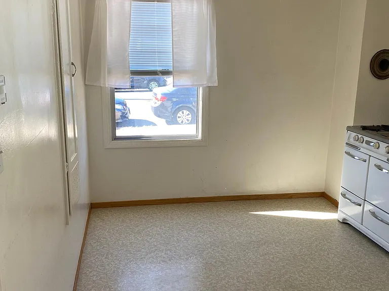6710 Schmidt Ln — Photo 6