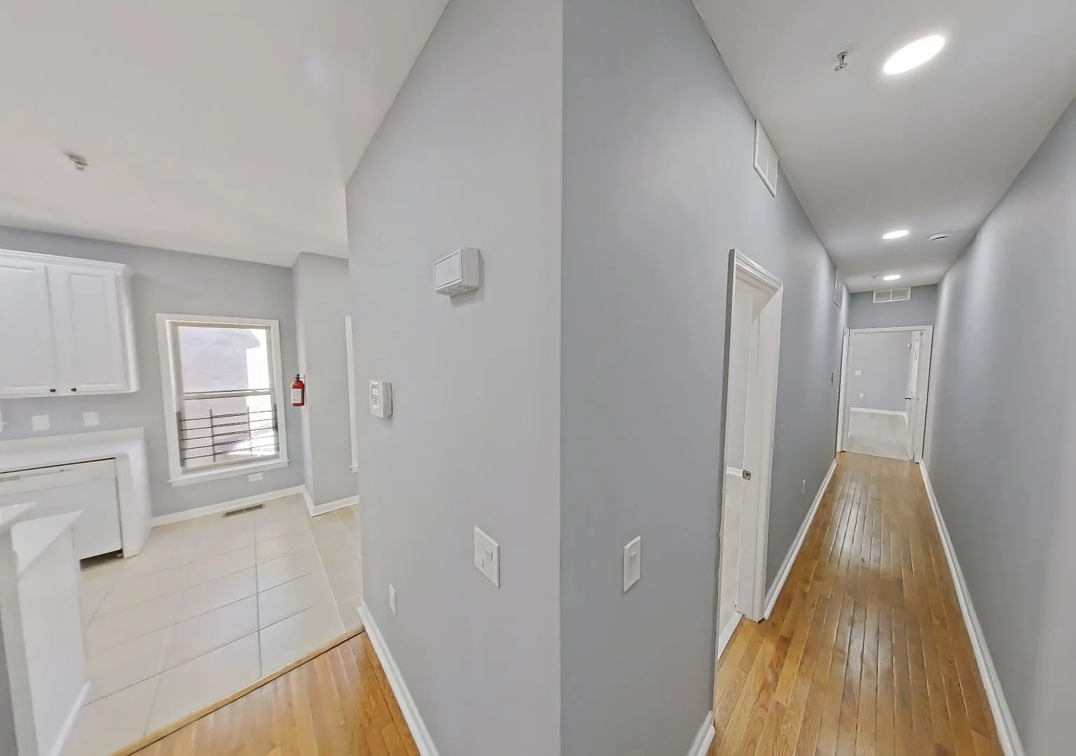 1831 W Diamond St — Photo 2