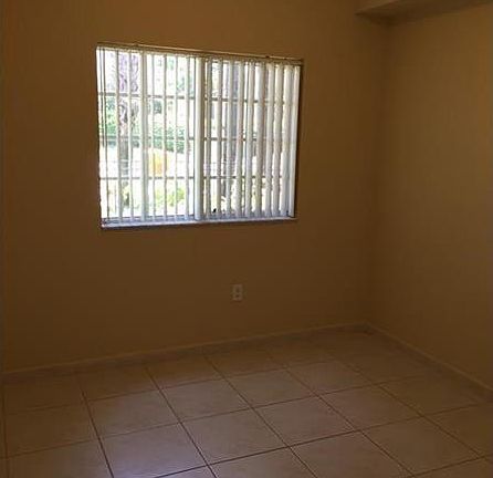 3rd image of 7230 NW 114th Ave