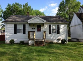 1424 Orchard St, Belleville, IL 62221