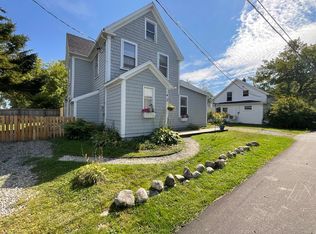 6 Otis Street, Searsport, ME 04974