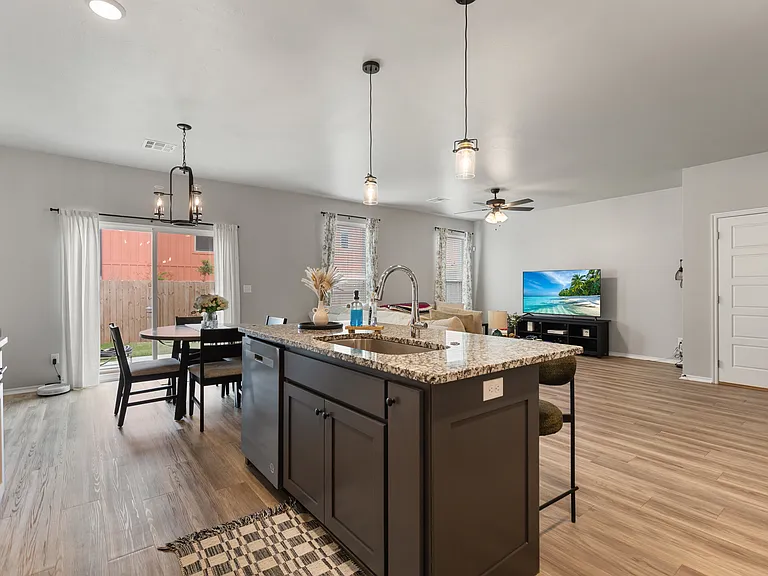 1024 Carpe Diem Ct — Photo 11