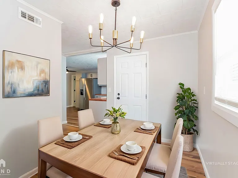 245 Saint Christopher Ln — Photo 4