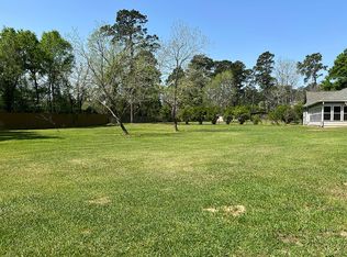 2497 Southline Rd, Conroe, TX 77384