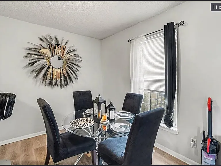 4202 Flora Ave #4200 — Photo 14