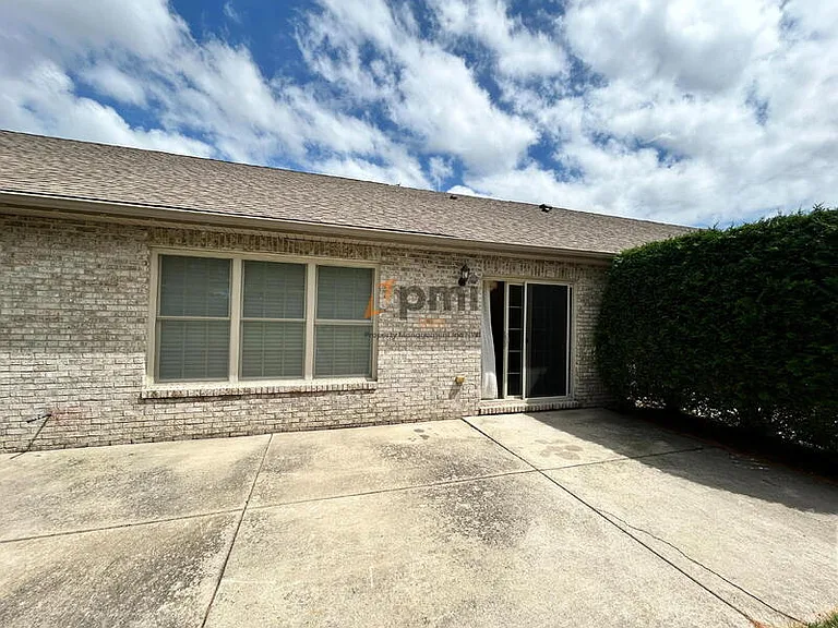 827 Veterans Ln — Photo 20