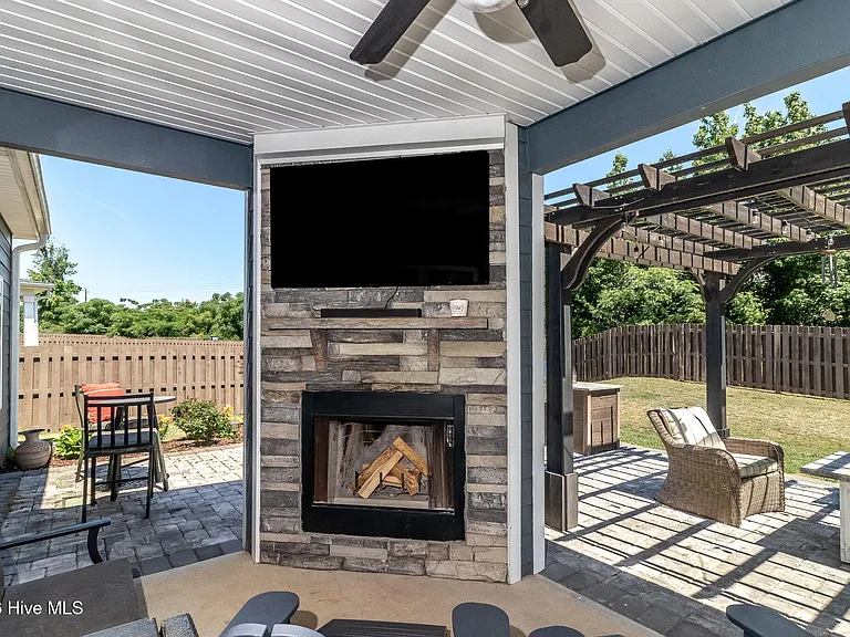 2630 Laurens St — Photo 41