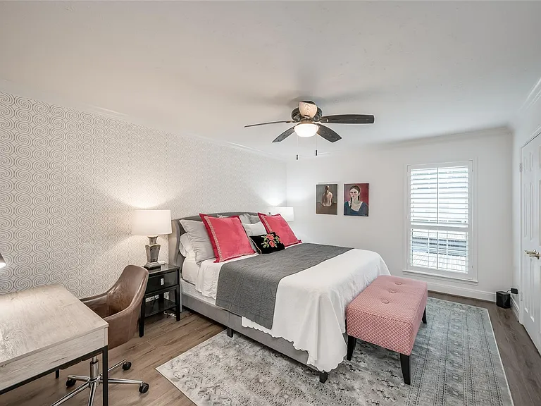 14723 Barryknoll Ln #107 — Photo 19