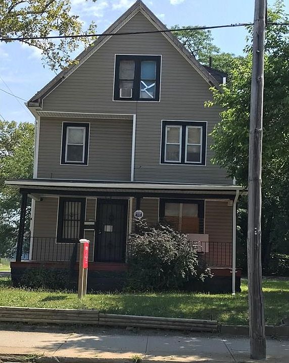1st image of 1335 E 105th St