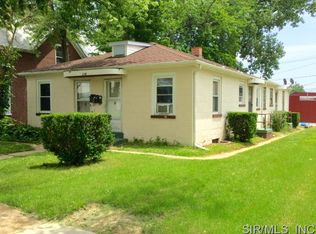 218 S 16th St, Belleville, IL 62220