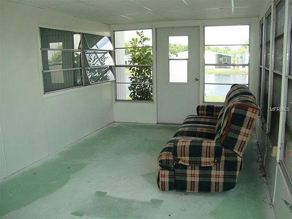 5th image of 10772 Poplar St NE #79