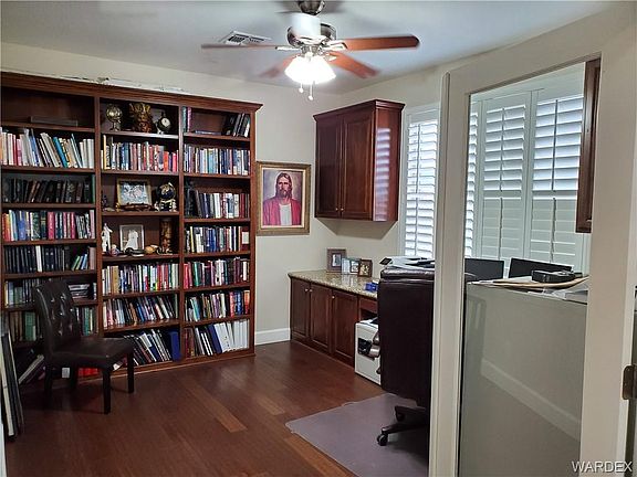 4th image of 3269 Southern Vista Dr
